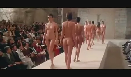 Een jonge student met een filmes gratis online xxx ste matureardesse volwassen die plezier heeft