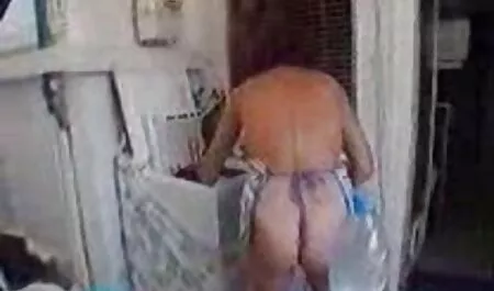 Lesbische vriendin had berouw na het eten van drie mannen. hd porno espanol