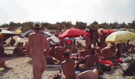 De videoporno full hd meid kreeg twee singles op een Rij.