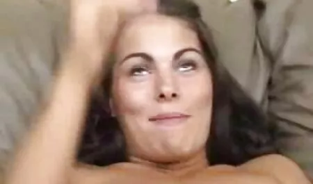 Drie vriendinnen genieten van de magie van gratis hd sex film lesbische liefde