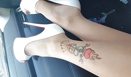 In the ass babe with pink pants care masturbare pizde a fuck